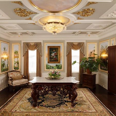 Bed and Breakfast 300 Clifton Миннеаполис Экстерьер фото